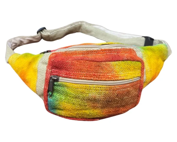 Sac banane au design tie-dye coloré, parfait pour ajouter une touche vibrante à votre tenue.