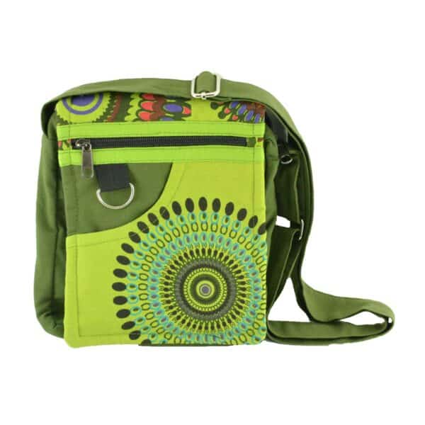 Sac messager vert avec un design coloré, alliant style et praticité pour un usage quotidien.