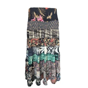 Jupe longue bohème patchwork multicolore fluide à étages – vue de face