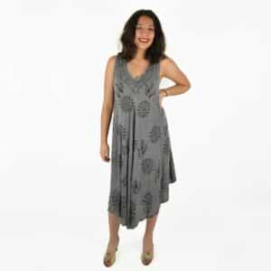 Robe midi grise femme sans manches, col en V, motifs floraux bohème chic, coupe fluide asymétrique – vue de face