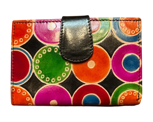 Petit portefeuille en cuir coloré avec poche monnaie à bouton pression, décoré de motifs circulaires multicolores ethniques