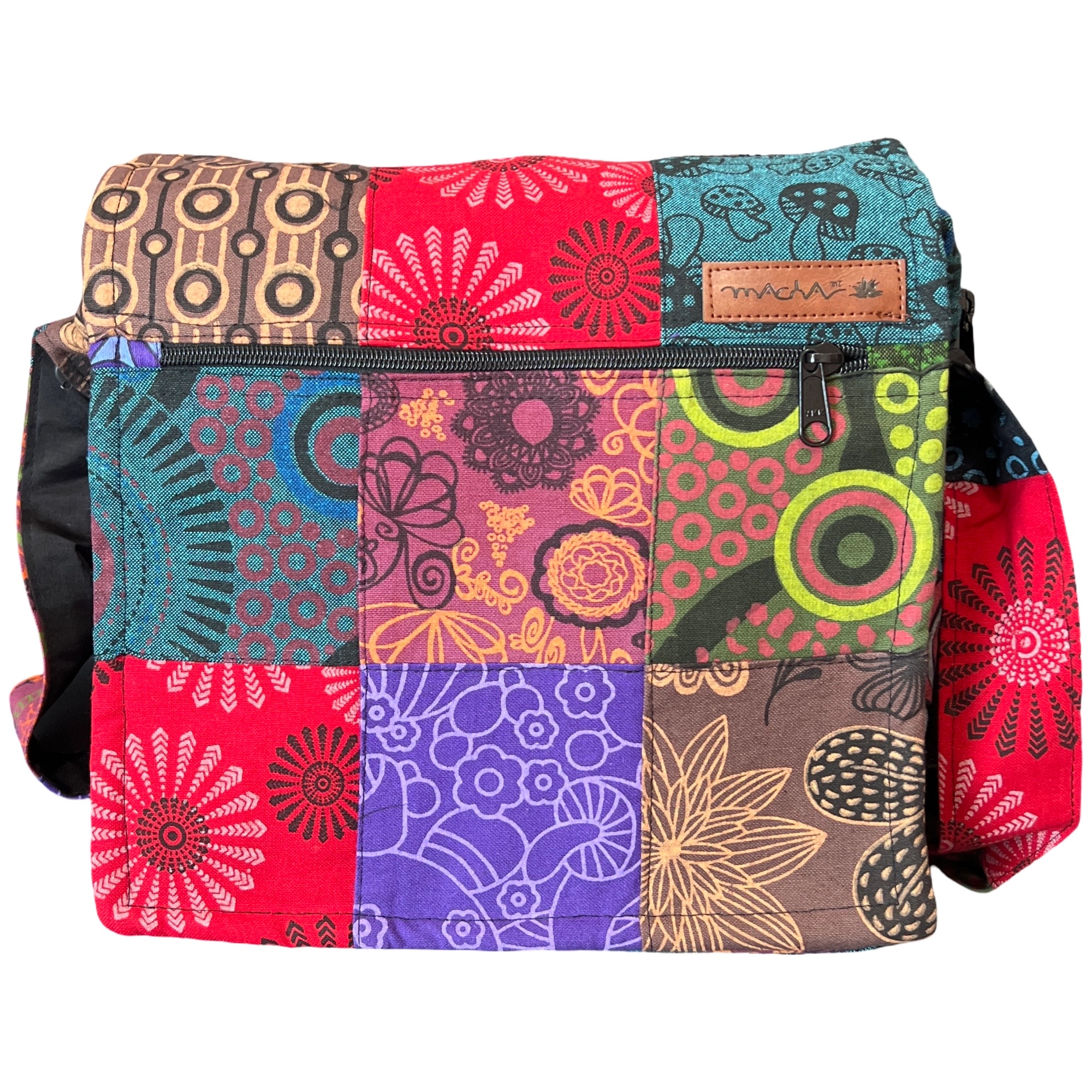 Sac Macha patchwork coloré en coton avec motifs floraux – vue avant du sac bohème artisanal